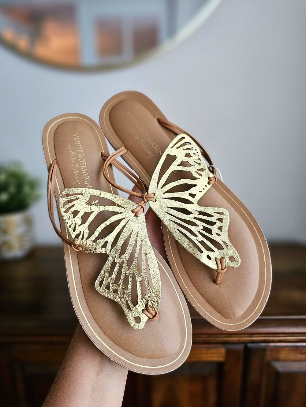 Verderosmarino Made in Tuscany Gold Butterfly Leather Sandals Women’s Size 9 NWT